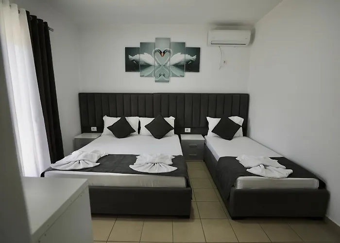 Kapllani Hotel 3*