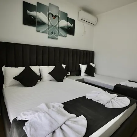 Kapllani Hotel Saranda