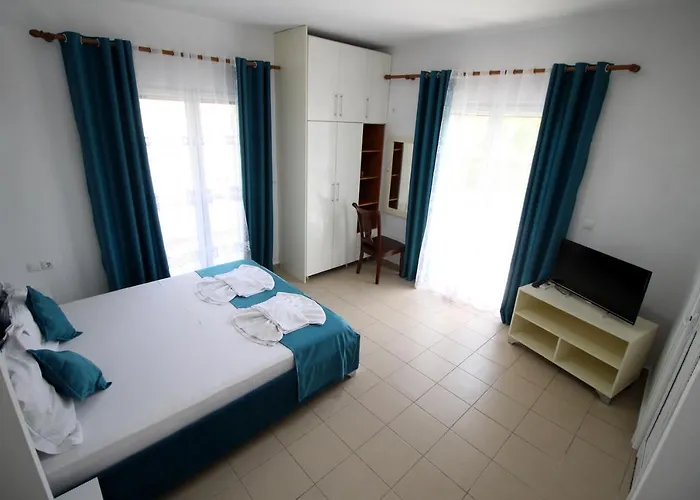 Kapllani 3* Sarandë
