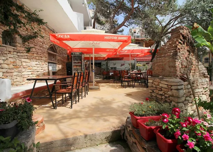 Kapllani Hotel