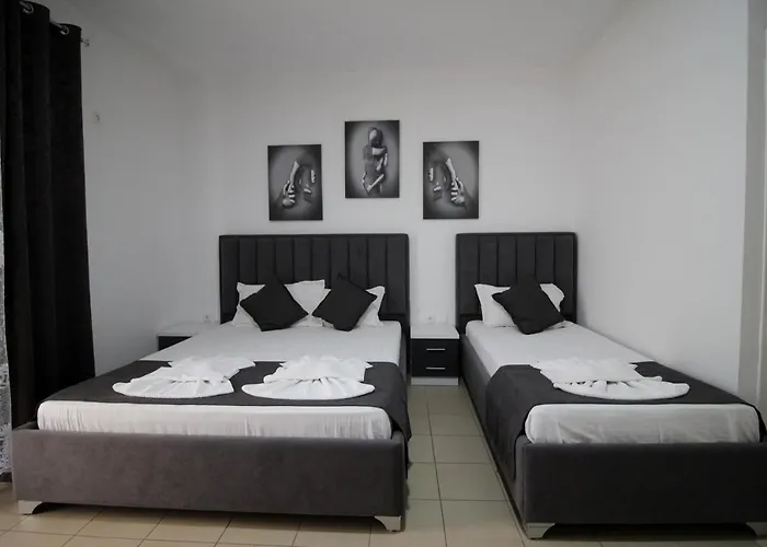 Kapllani Hotel 3*